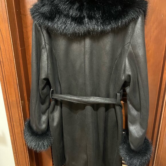 Joseph Ribkoff Fur Trim Coat - Picture 6 of 9